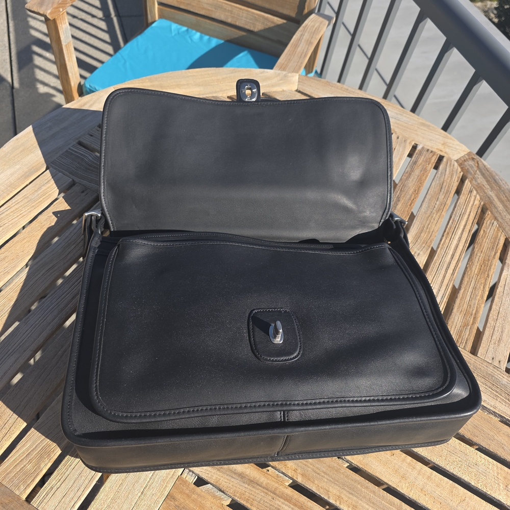 Vintage Coach, Metropolitan Brief Messenger - Picture 8 of 16